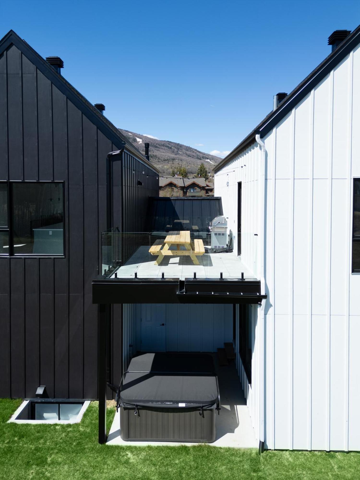 Sofa Villas Mont Sainte-Anne Beaupré Eksteriør billede