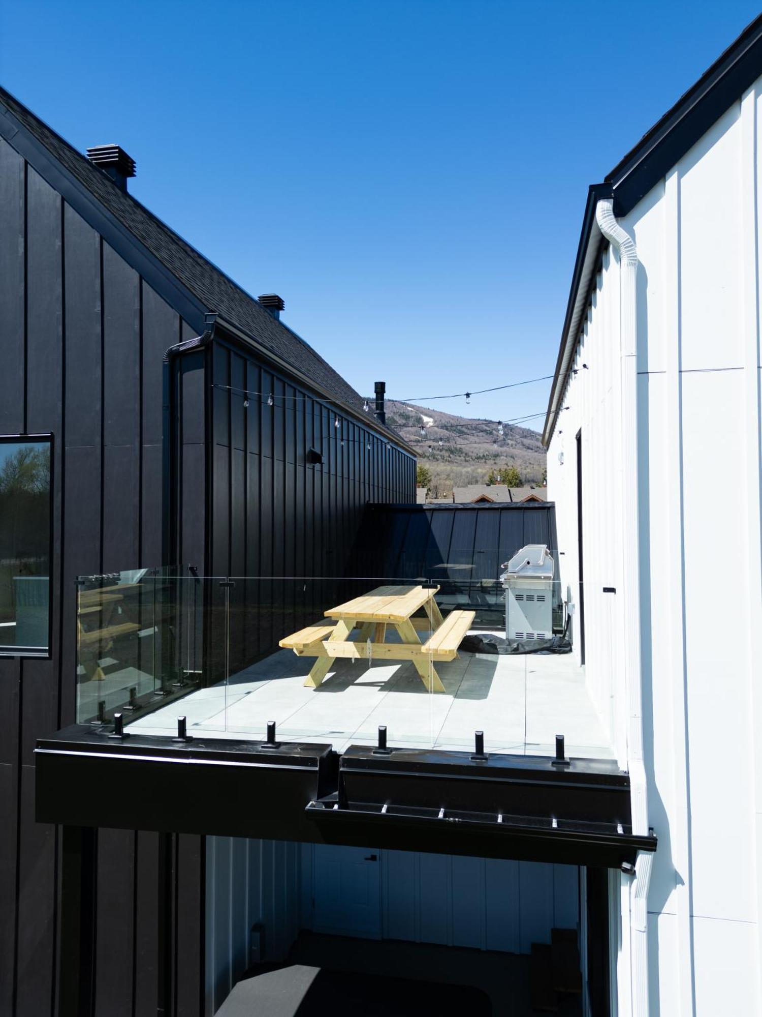 Sofa Villas Mont Sainte-Anne Beaupré Eksteriør billede