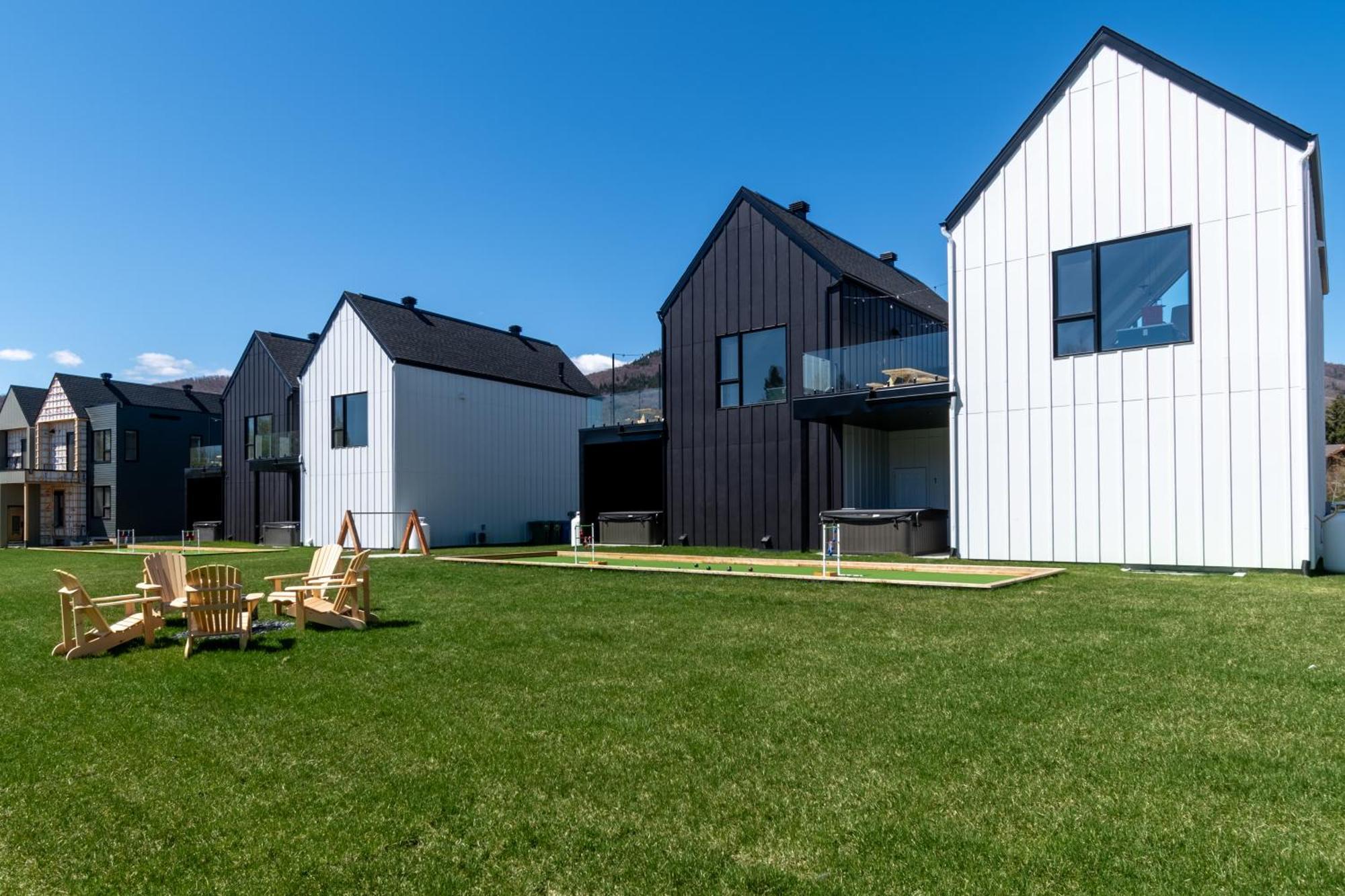 Sofa Villas Mont Sainte-Anne Beaupré Eksteriør billede
